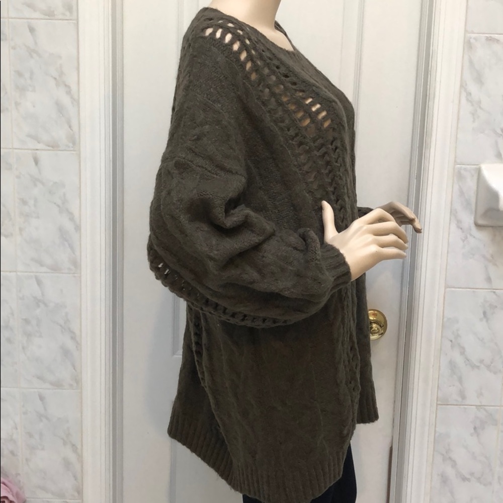 OLIVE TUNIC SWEATER TOP - Picture 5 of 8